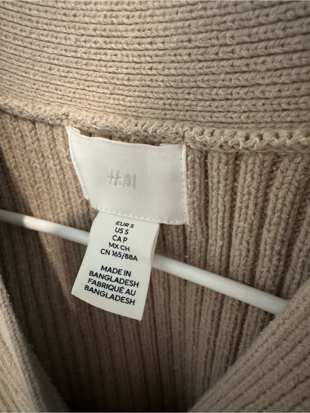 H&M Ribbed V-Neck Button Cardigan Rib-knit Taupe - Picture 3 of 3